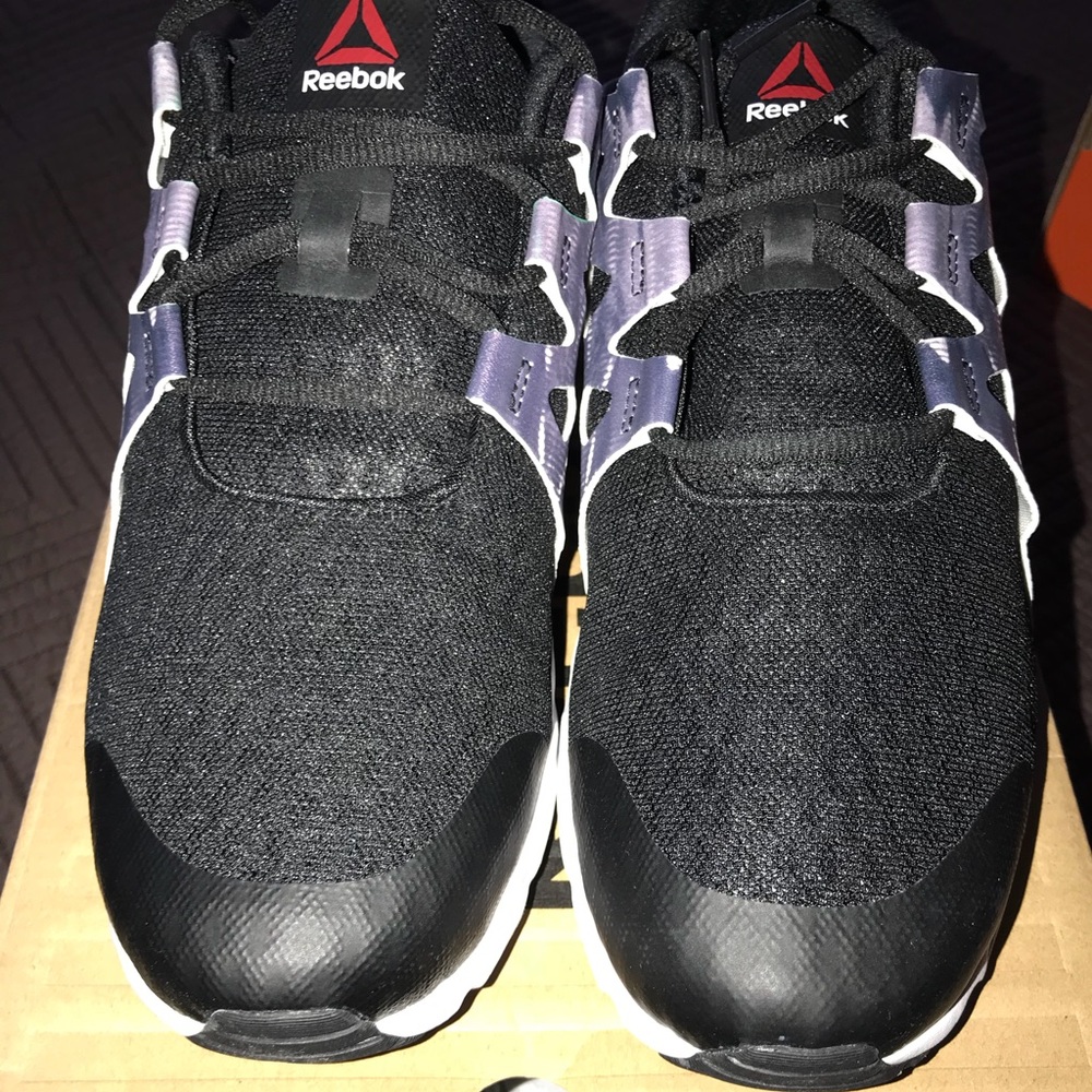 Women’s Reebok Zigtech Running Shoe - Picture 3 of 5